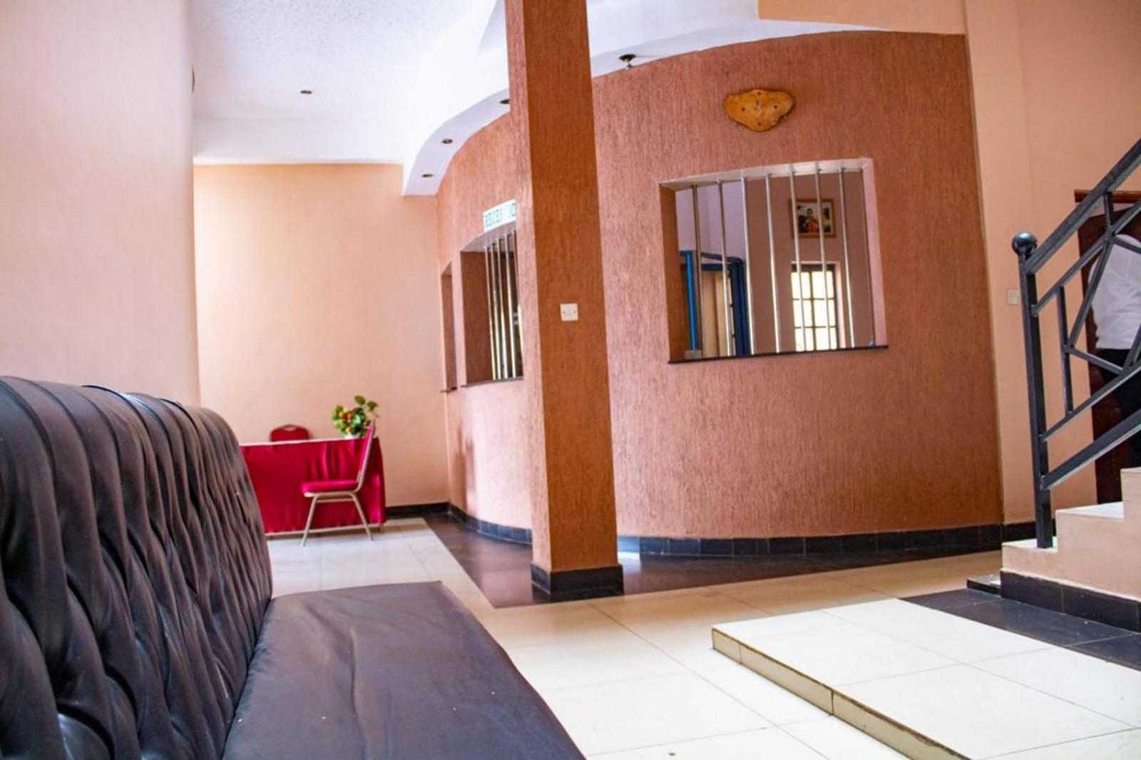 Deka Hotel Ngara Equity Nairobi Eksteriør billede