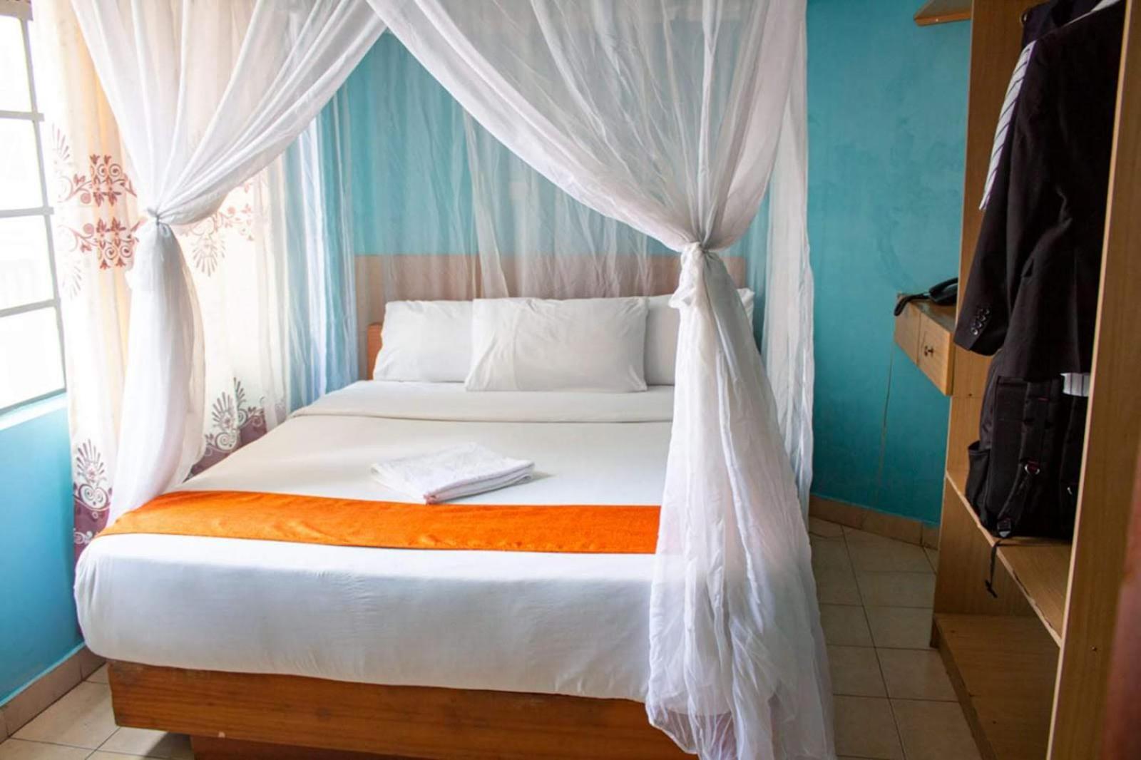 Deka Hotel Ngara Equity Nairobi Eksteriør billede